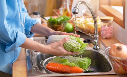washing veg